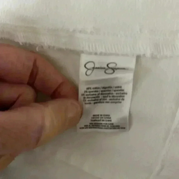 JESSICA SIMPSON SZ M WHITE DENIM FITTED BLAZER W/CREME LACE & SILVER BUTTONS NWT - Picture 8 of 8